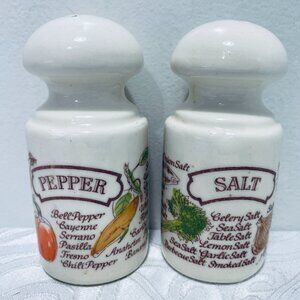 VNTG Avon Salt & Pepper Set "Country Kitchen Spices" 1980 VGUC